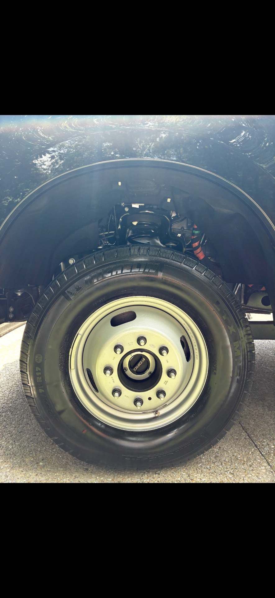 Polished wheel and clean wheel well